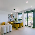 Apartman 2 Bedroom Awesome In *