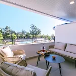 아파트 2 Bedroom Awesome In