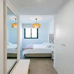 아파트 2 Bedroom Awesome In 토레몰리노스
